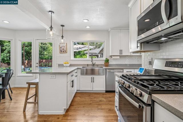 786 Los Palos Mnr, Lafayette, CA 94549