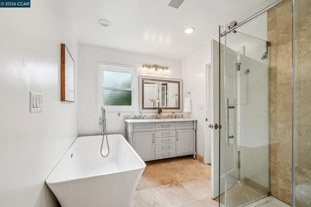 786 Los Palos Mnr, Lafayette, CA 94549