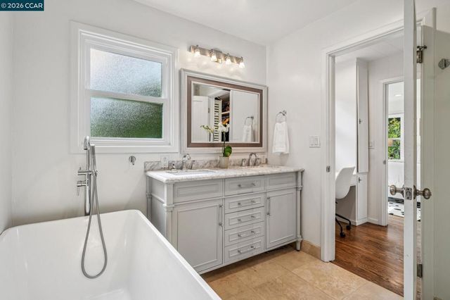 786 Los Palos Mnr, Lafayette, CA 94549