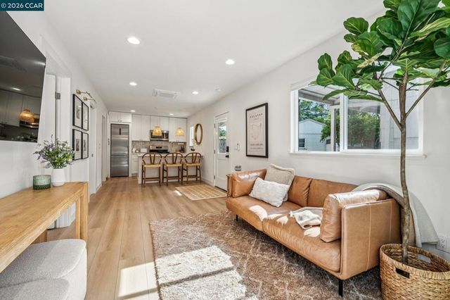 786 Los Palos Mnr, Lafayette, CA 94549