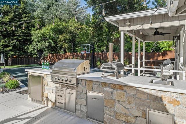 786 Los Palos Mnr, Lafayette, CA 94549