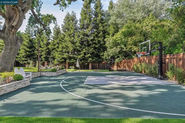 786 Los Palos Mnr, Lafayette, CA 94549