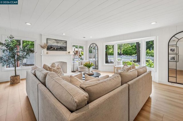 786 Los Palos Mnr, Lafayette, CA 94549
