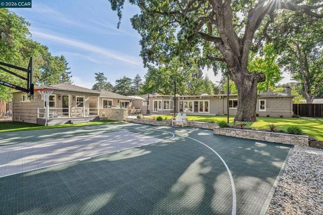786 Los Palos Mnr, Lafayette, CA 94549