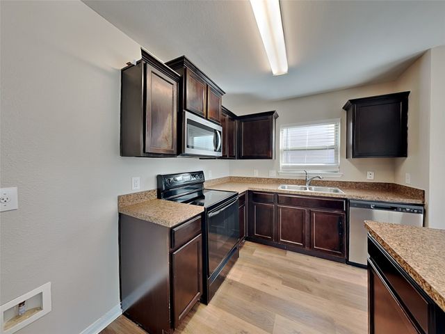 1334 Barrel Drive, Dallas, TX 75253