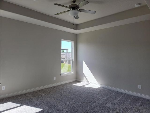 406 Hunters Crossing, Sealy, TX 77474