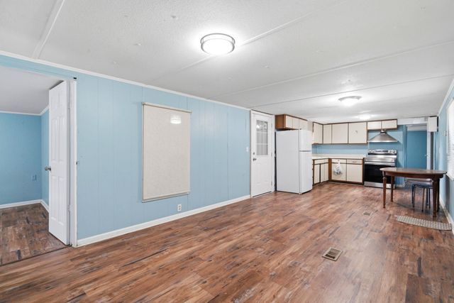 153 Crepe Myrtle Dr., Loris, SC 29569