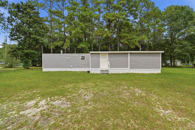 153 Crepe Myrtle Dr., Loris, SC 29569