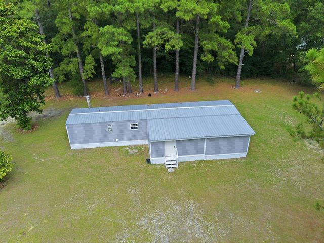 153 Crepe Myrtle Dr., Loris, SC 29569
