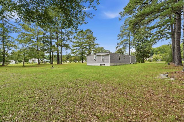 153 Crepe Myrtle Dr., Loris, SC 29569