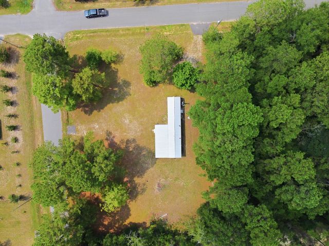 153 Crepe Myrtle Dr., Loris, SC 29569