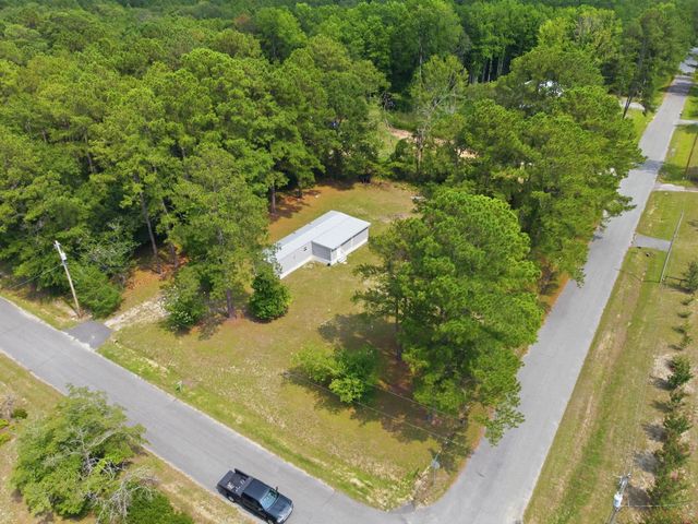 153 Crepe Myrtle Dr., Loris, SC 29569