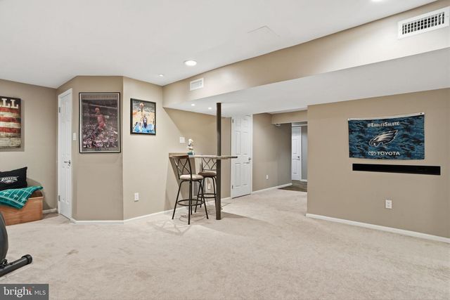 503 HEATONS MILL DR, Langhorne, PA 19047