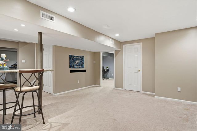 503 HEATONS MILL DR, Langhorne, PA 19047