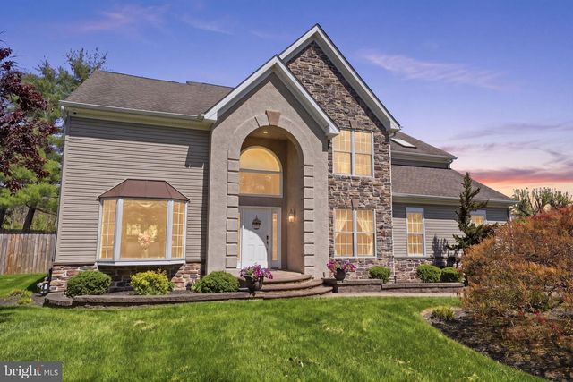503 HEATONS MILL DR, Langhorne, PA 19047