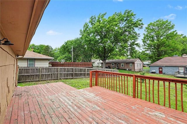 9306 E 82nd Street, Raytown, MO 64138