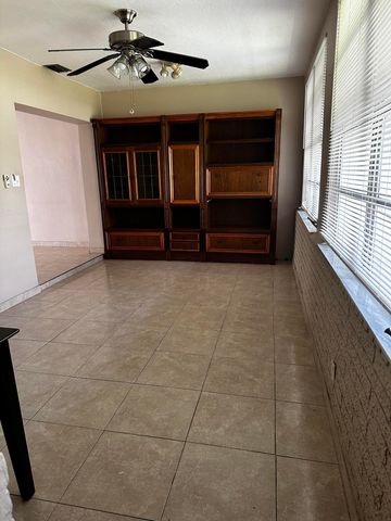 7009 NW 66th Terrace, Tamarac, FL 33321