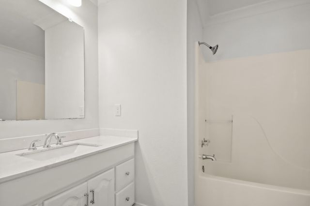 180 Butler Drive, Cleveland, TX 77328