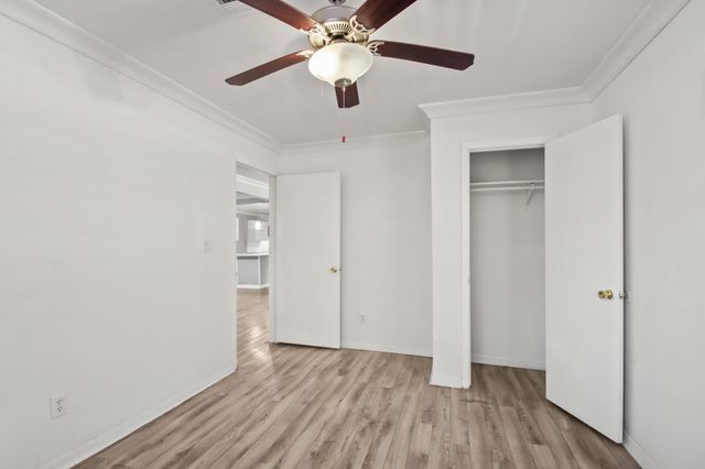 180 Butler Drive, Cleveland, TX 77328