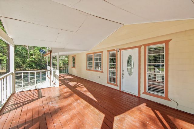 180 Butler Drive, Cleveland, TX 77328