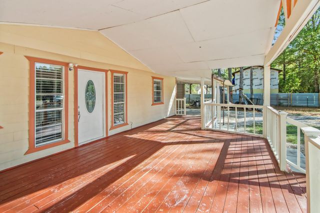 180 Butler Drive, Cleveland, TX 77328