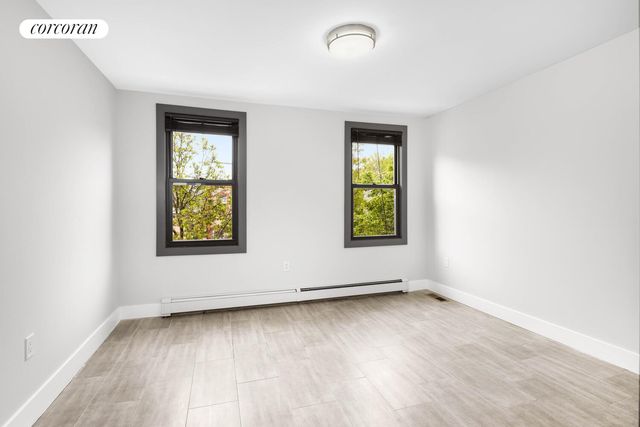 889 HERKIMER Street, New York City, NY 11233