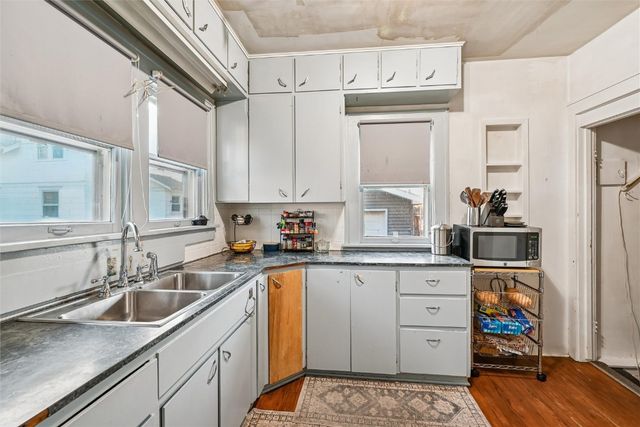 835 18th Street SE, Cedar Rapids, IA 52403