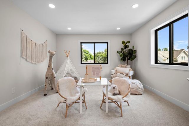 5801 Fairfax Avenue, Edina, MN 55424