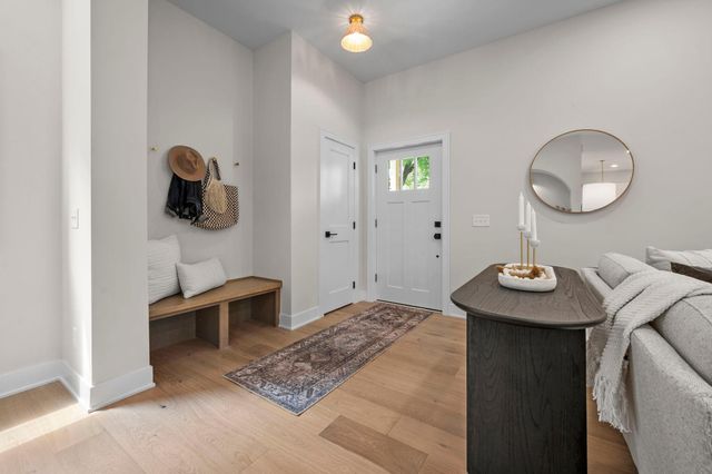 5801 Fairfax Avenue, Edina, MN 55424