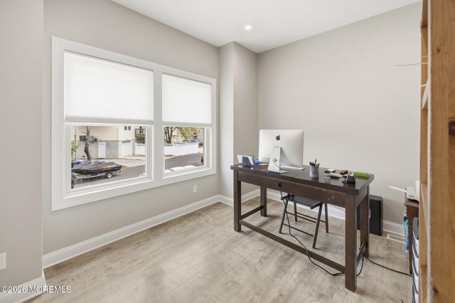 11 Anne Lane, Beach Haven West, NJ 08050