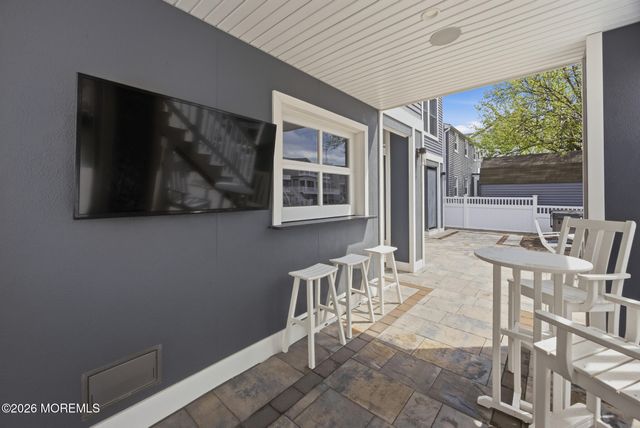 11 Anne Lane, Beach Haven West, NJ 08050