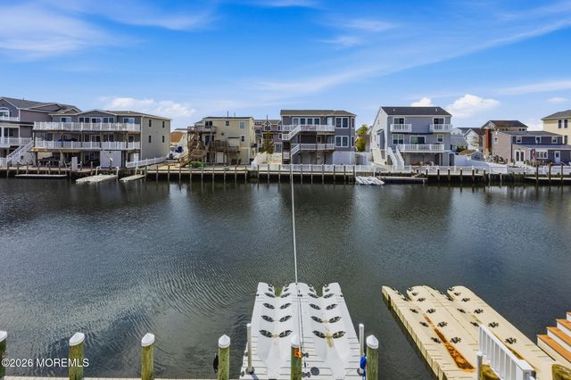 11 Anne Lane, Beach Haven West, NJ 08050