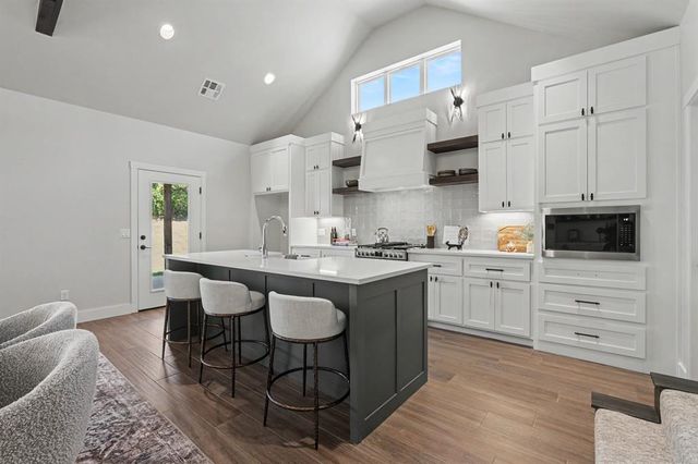 4209 Emery Drive, Edmond, OK 73034