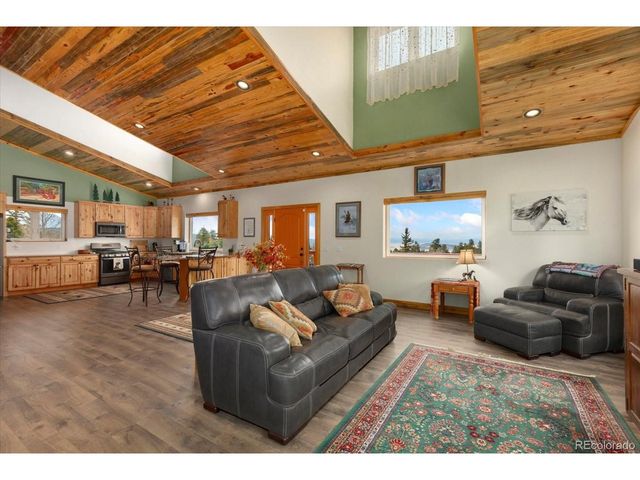 937 Pitchfork Rd, Hartsel, CO 80449