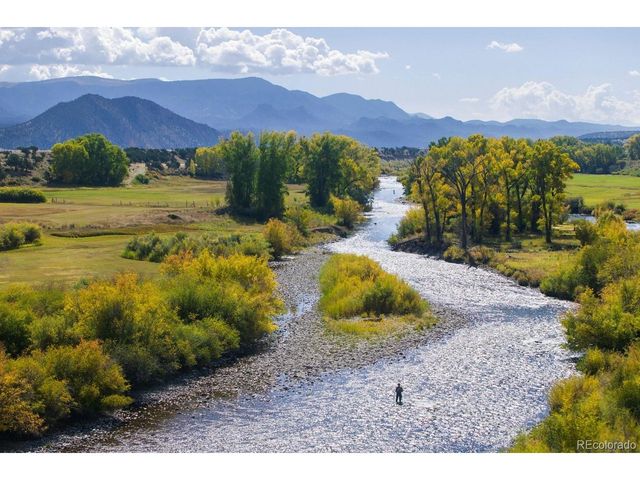 937 Pitchfork Rd, Hartsel, CO 80449