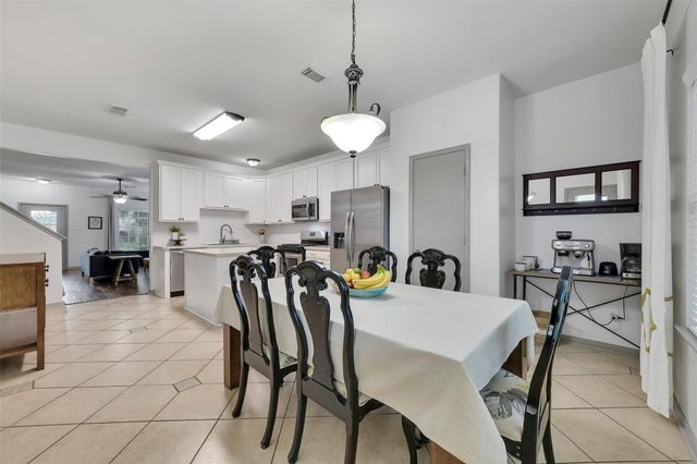1056 Cabot Cove, Dickinson, TX 77539