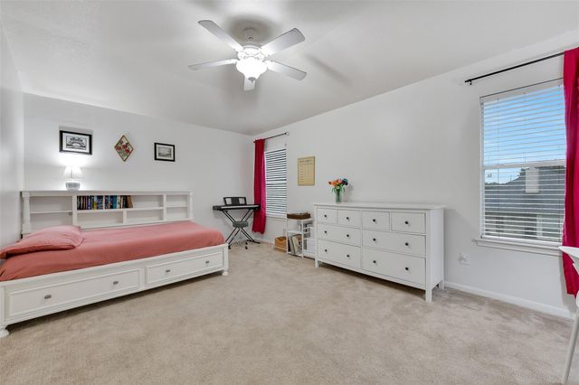1056 Cabot Cove, Dickinson, TX 77539