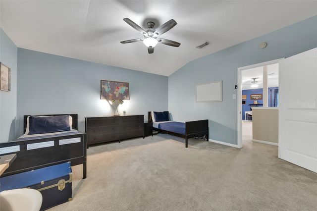 1056 Cabot Cove, Dickinson, TX 77539