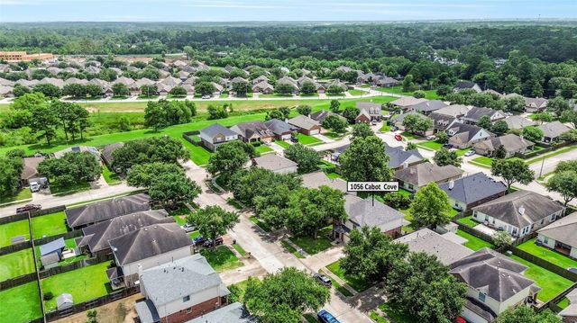 1056 Cabot Cove, Dickinson, TX 77539
