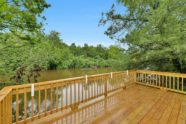 1056 Cabot Cove, Dickinson, TX 77539