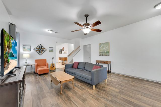 1056 Cabot Cove, Dickinson, TX 77539