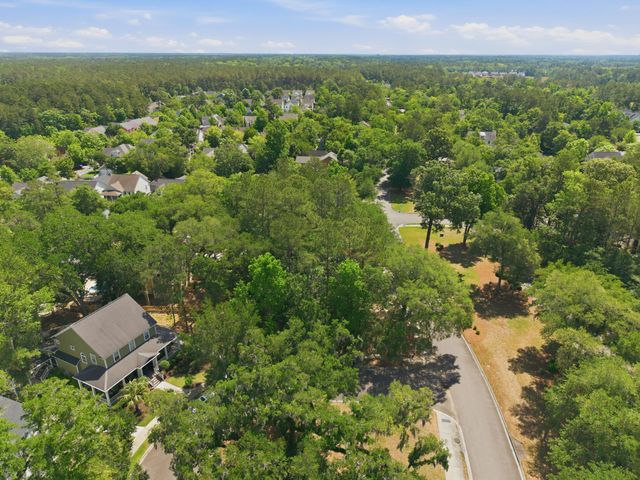 312 Hundred Oaks Parkway, Summerville, SC 29483