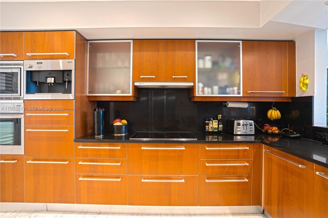 1331 Brickell Bay Dr 1609, Miami, FL 33131