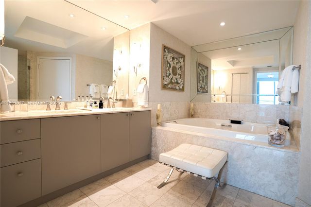 1331 Brickell Bay Dr 1609, Miami, FL 33131