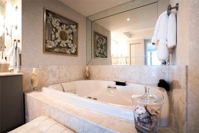 1331 Brickell Bay Dr 1609, Miami, FL 33131