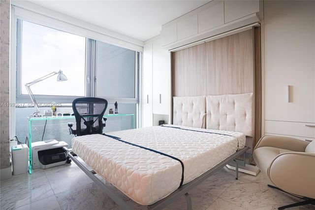 1331 Brickell Bay Dr 1609, Miami, FL 33131