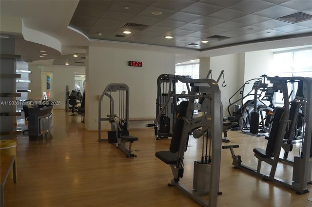 1331 Brickell Bay Dr 1609, Miami, FL 33131