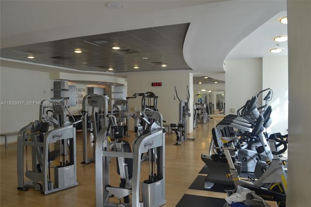 1331 Brickell Bay Dr 1609, Miami, FL 33131