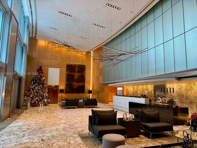 1331 Brickell Bay Dr 1609, Miami, FL 33131