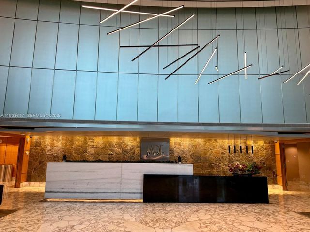 1331 Brickell Bay Dr 1609, Miami, FL 33131